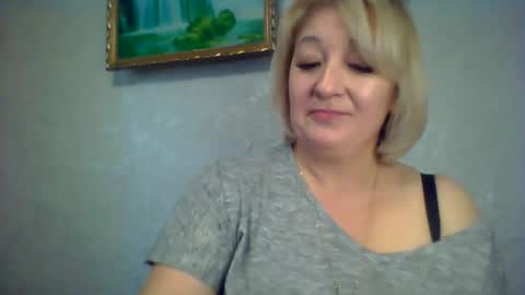 Snapshot of arielxloveresss chatting on 31, 10, 2025 ArielXLoveresss online show from 31, 10, 2025