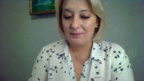 Snapshot of arielxloveresss chatting on 2, 11, 2025 ArielXLoveresss online show from 2, 11, 2025