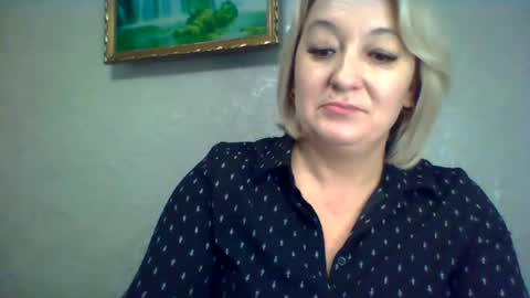 Snapshot of arielxloveresss chatting on 12, 11, 2025 ArielXLoveresss online show from 12, 11, 2025