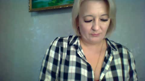 Snapshot of arielxloveresss chatting on 24, 11, 2025 ArielXLoveresss online show from 24, 11, 2025