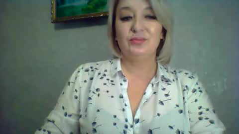 Snapshot of arielxloveresss chatting on 30, 11, 2025 ArielXLoveresss online show from 30, 11, 2025