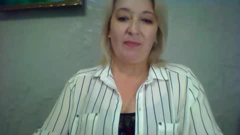 Snapshot of arielxloveresss chatting on 2, 6, 2026 ArielXLoveresss online show from 2, 6, 2026