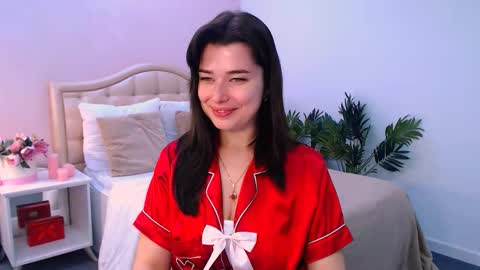 Ari online show from 5, 12, 2025