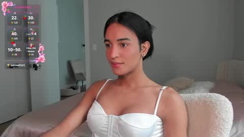 Snapshot of ariia1_ chatting on 10, 9, 2025 Aria online show from 10, 9, 2025