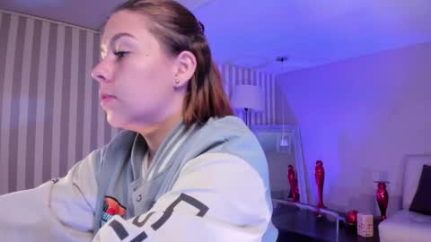  Arianna  online show from 31, 1, 2025