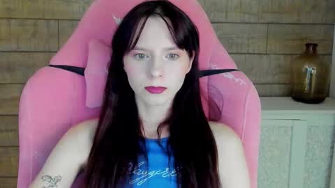 Snapshot of arinakubrick chatting on 19, 11, 2025 Arinakubrick online show from 19, 11, 2025