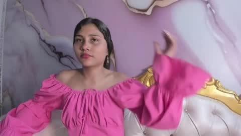 Snapshot of aristena_wow chatting on 1, 6, 2026 A R I S online show from 1, 6, 2026