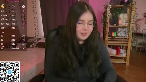 Snapshot of arizonaa_muse chatting on 25, 2, 2026 Astrid online show from 25, 2, 2026