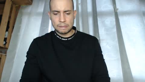 Snapshot of armando_2002 chatting on 3, 10, 2025 ARMANDO online show from 3, 10, 2025