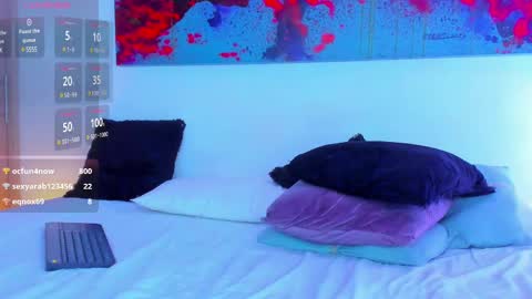   online show from 12, 2, 2025