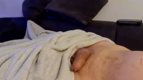 Snapshot of arok73 chatting on 14, 4, 2026 Arok online show from 14, 4, 2026