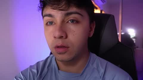 aron__cooper online show from 12, 10, 2025