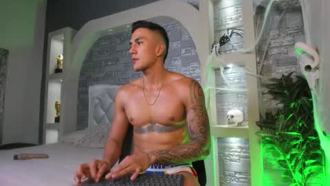 ARON BOLT online show from 26, 10, 2025