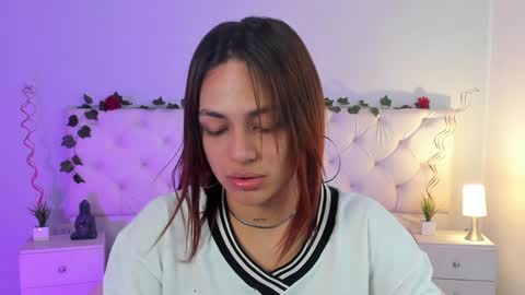 Aron cruz  online show from 27, 1, 2025