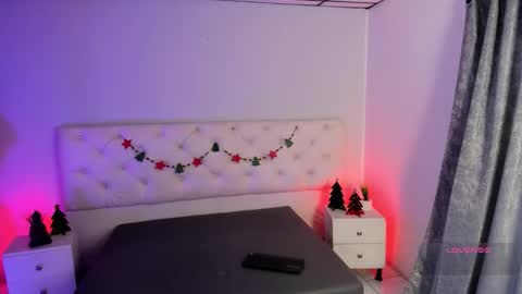 Aron cruz  online show from 4, 12, 2025