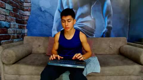 aron_pulse online show from 13, 2, 2026