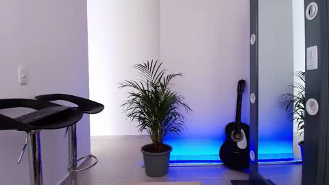 Aron Santoro online show from 30, 10, 2025