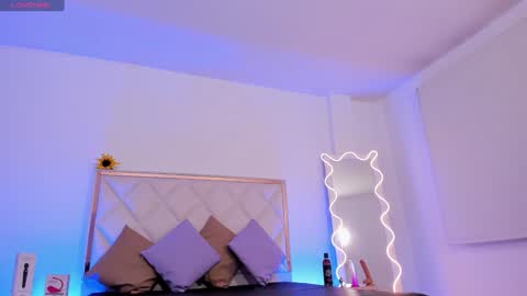  your aron  online show from 11, 1, 2025