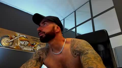 Snapshot of arongrant chatting on 21, 6, 2026 AronGrant online show from 21, 6, 2026