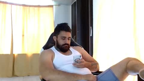 Snapshot of aronmiller404 chatting on 16, 1, 2026 aronmiller online show from 16, 1, 2026