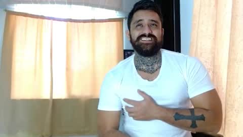 Snapshot of aronmiller404 chatting on 18, 1, 2026 aronmiller online show from 18, 1, 2026