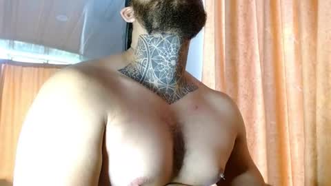 Snapshot of aronmiller404 chatting on 6, 2, 2026 aronmiller online show from 6, 2, 2026