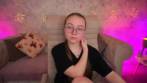 Snapshot of arrinawair chatting on 29, 4, 2026 arrinawair online show from 29, 4, 2026