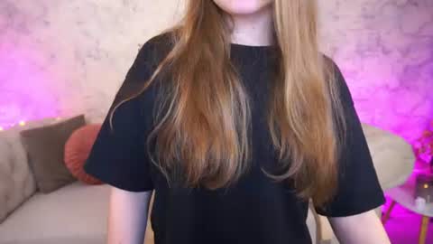 Snapshot of arrinawair chatting on 25, 6, 2026 arrinawair online show from 25, 6, 2026