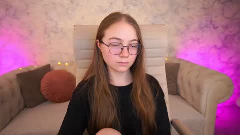 Snapshot of arrinawair chatting on 26, 6, 2026 arrinawair online show from 26, 6, 2026
