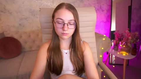 Snapshot of arrinawair chatting on 16, 7, 2026 arrinawair online show from 16, 7, 2026