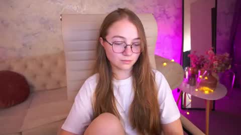 Snapshot of arrinawair chatting on 17, 7, 2026 arrinawair online show from 17, 7, 2026