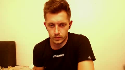 arromwilliam90 online show from 10, 12, 2024