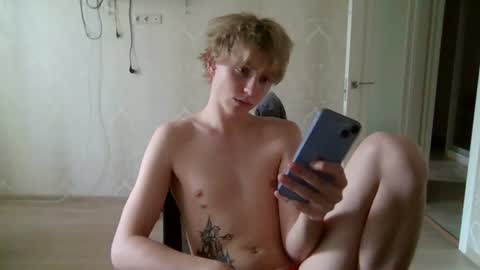 Snapshot of artem228play chatting on 21, 6, 2026 artem228play online show from 21, 6, 2026
