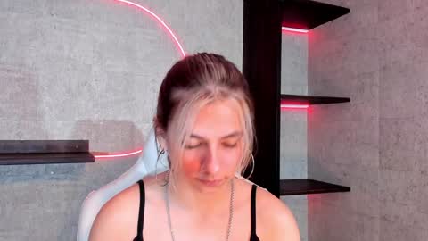 artemisablake online show from 9, 1, 2025