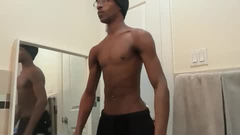 artfulmuscle212 online show from 15, 2, 2026