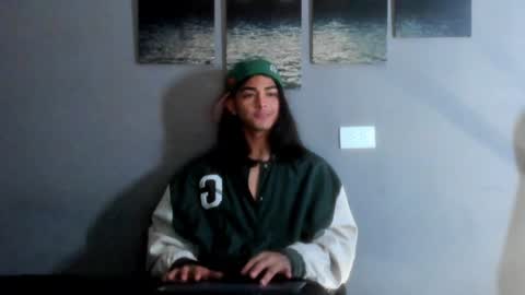 Snapshot of arthur_hunter chatting on 23, 1, 2025 I AM HERE online show from 23, 1, 2025