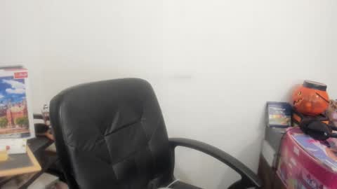 MIA online show from 20, 4, 2026