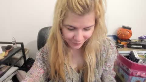 MIA online show from 25, 4, 2026