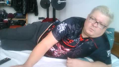 Snapshot of artuditu55 chatting on 5, 2, 2026 artuditu36 online show from 5, 2, 2026