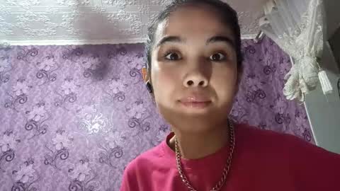 Snapshot of arvillahamner chatting on 17, 12, 2025 Amina online show from 17, 12, 2025