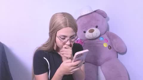 Snapshot of ary1_ chatting on 25, 2, 2026 Ary online show from 25, 2, 2026