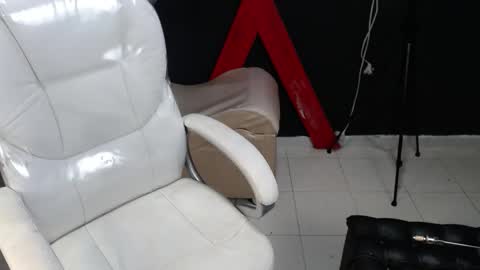 aryahmoon online show from 18, 2, 2026