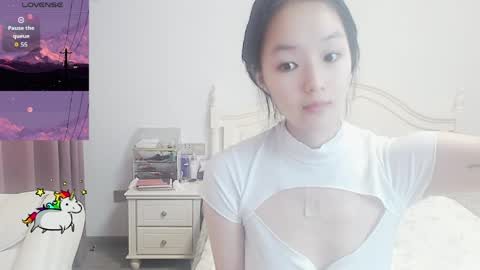 Lily online show from 28, 3, 2026