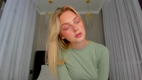 your pretty Ashley online show from 25, 5, 2026