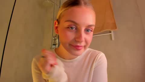 your pretty Ashley online show from 16, 6, 2026
