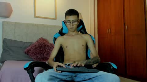   Asher  online show from 31, 3, 2026