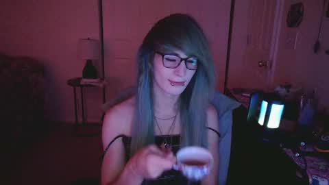 Ashley Scarlett online show from 15, 9, 2025