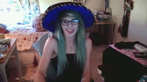 Ashley Scarlett online show from 30, 9, 2025