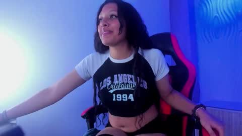 Snapshot of ashley17_ chatting on 25, 11, 2025 ashley17_ online show from 25, 11, 2025