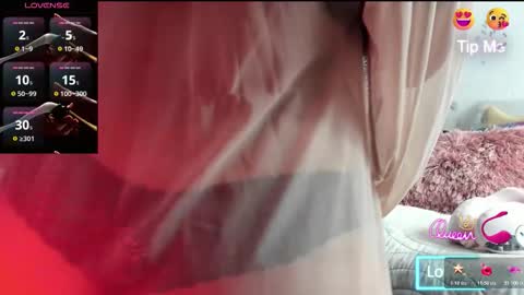 Carolina  online show from 13, 12, 2025